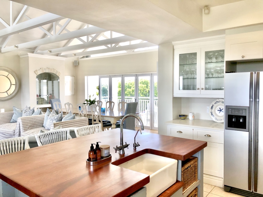 4 Bedroom Property for Sale in Kenton On Sea Eastern Cape